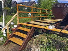 Terrassenbau: Restauration einer maroden Holzterrasse.